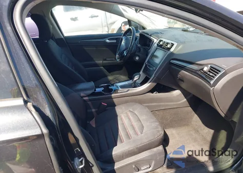 2015 Ford Fusion Se z USA, uszkodzony, nr VIN 3FA6P0H74FR213958